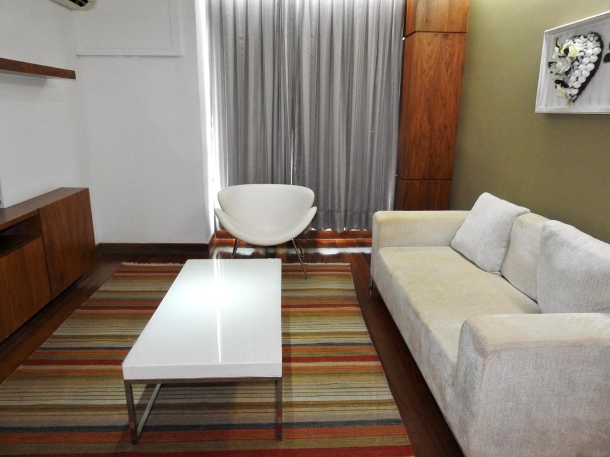 Constantino Hotel E Eventos Жуїз-ді-Фора Екстер'єр фото A living room