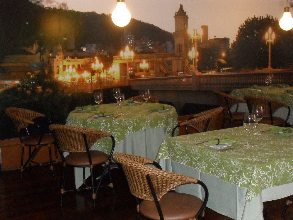 Constantino Hotel E Eventos Жуїз-ді-Фора Екстер'єр фото Restaurant in the hotel