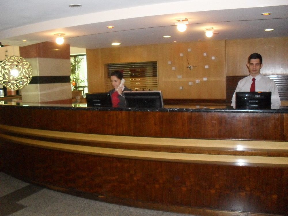 Constantino Hotel E Eventos Жуїз-ді-Фора Екстер'єр фото